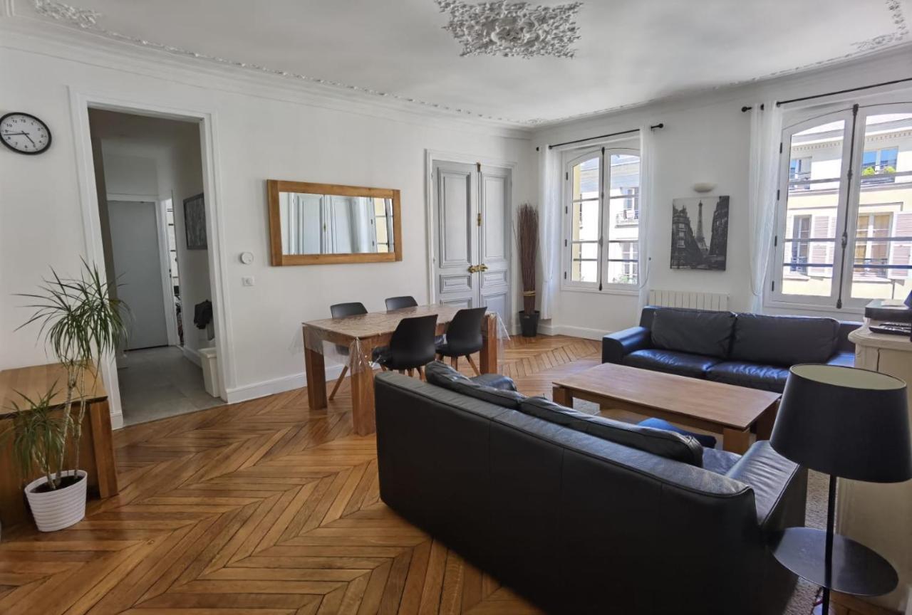Appartamento 3 Pieces 4****, Au Coeur Du Quartier Historique Versailles Esterno foto